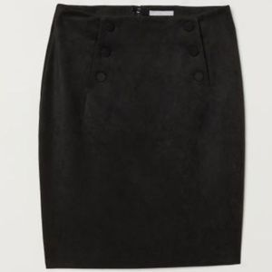 NWT H&M Black, faux suede skirt